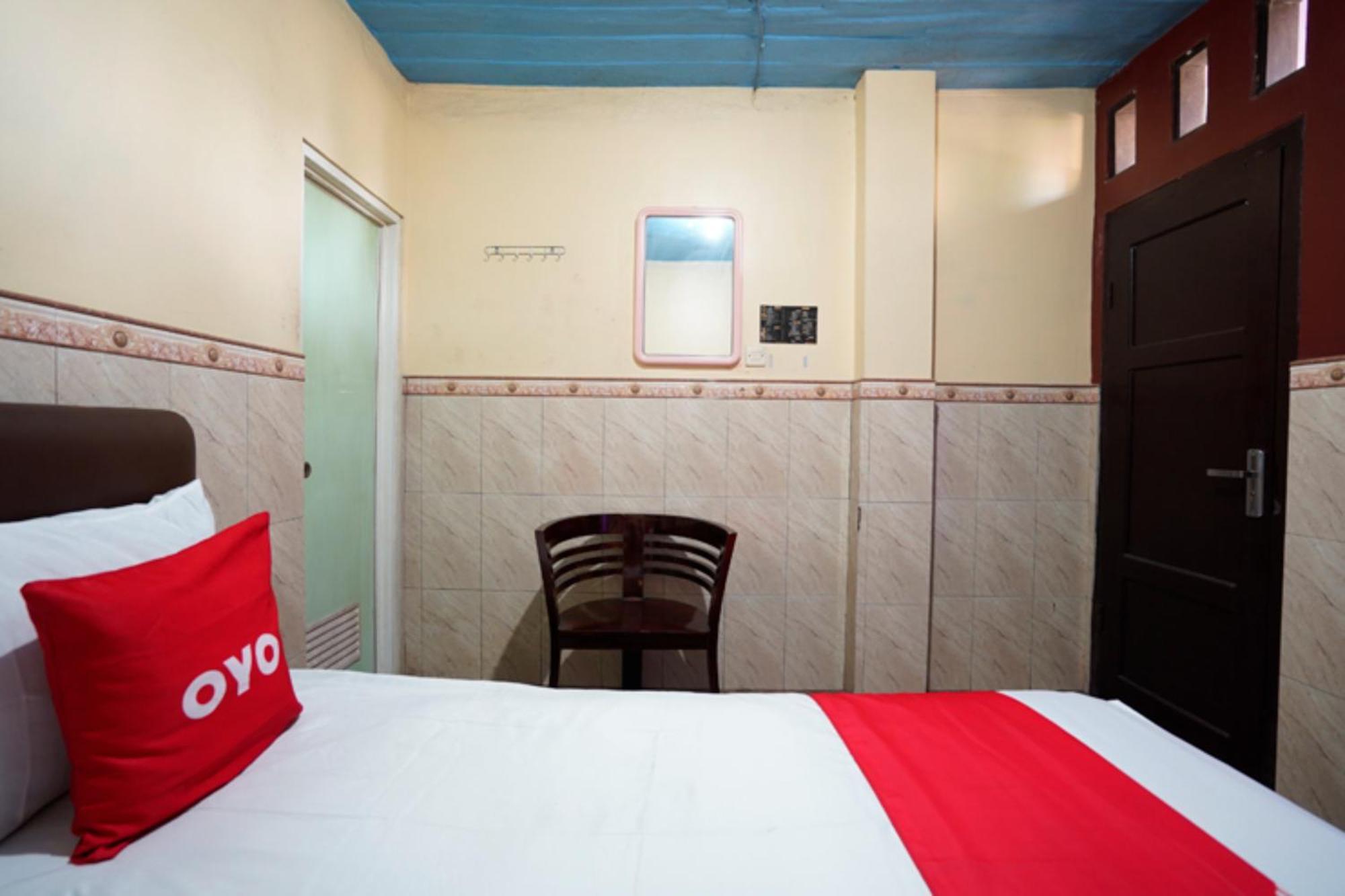 Vaccinated Staff-OYO 927 Carina Hotel Claket Exterior foto