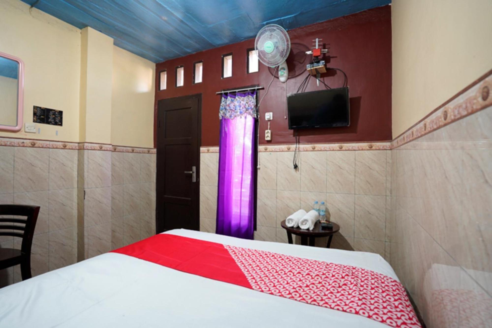 Vaccinated Staff-OYO 927 Carina Hotel Claket Exterior foto